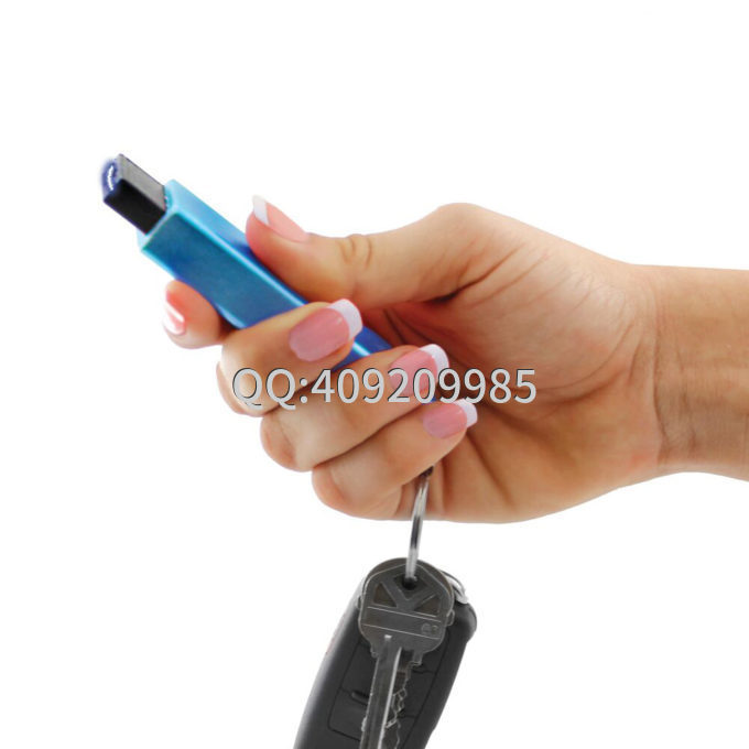 女性如何正確使用電擊棒？